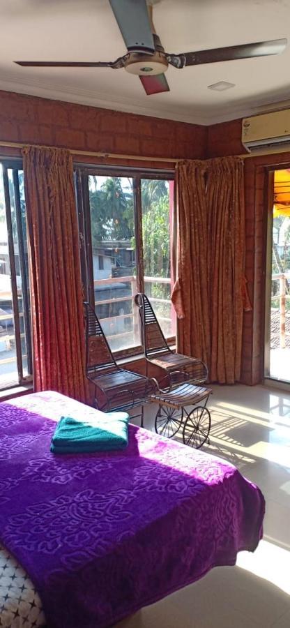 On Point Plaza Bed & Breakfast Murud  Exterior photo