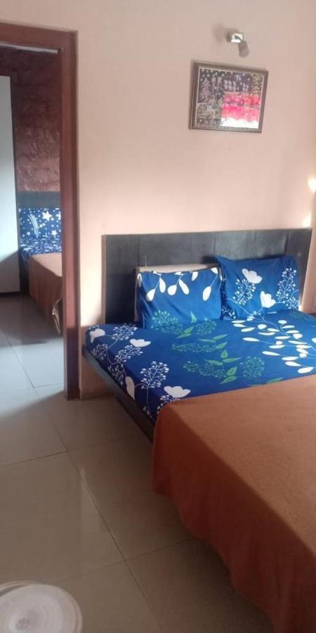 On Point Plaza Bed & Breakfast Murud  Exterior photo